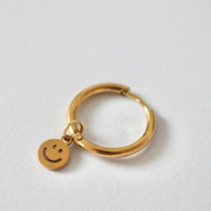 Creoles Huggies Hoop Earrings Circle Round with Smiley Pendant Charm - Stainless Steel Gold Silver