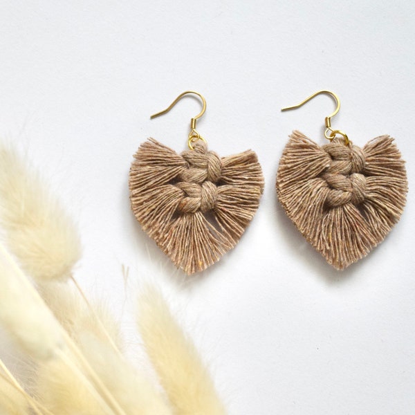 Boucles d'oreilles mini feuille de plumes en macramé - disponibles en différentes couleurs | or en acier inoxydable