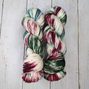 Décorez les couloirs | PRÊT À L'EXPÉDITION | Fil teint à la main, fil teint sur mesure, fil à chaussettes, fil peignée, laine mérinos Superwash