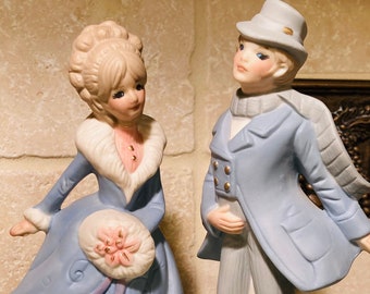 VINTAGE Ceramic Victorian Couple Figurine/ Porcelain Collections/ Lady & Gentleman Ceramic Home Decor/ 6.5" Tall Knick Knacks