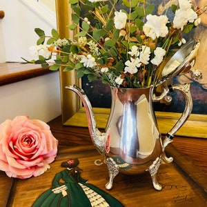 VINTAGE Silver Plated Footed Teapot with Floral pattern/ Silver Plated Carafe/ Silver Plate Ornate Floral Teapot with Lid