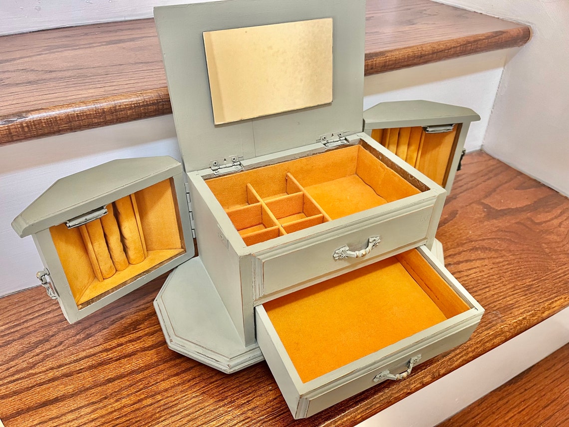 Hand Painted One of a Kind Jewelry Box/ Upcycled Distressed Jewelry Box