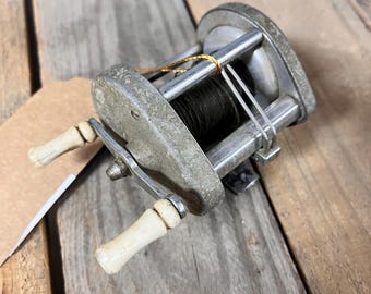 Vintage Ocean City Fishing Reel Baitcasting Level Wind Reel Made in USA Old Fishing Tackle Cabin Decor