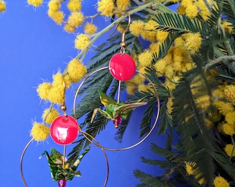 Créoles avec de légères grues en origami, collection Mimosa