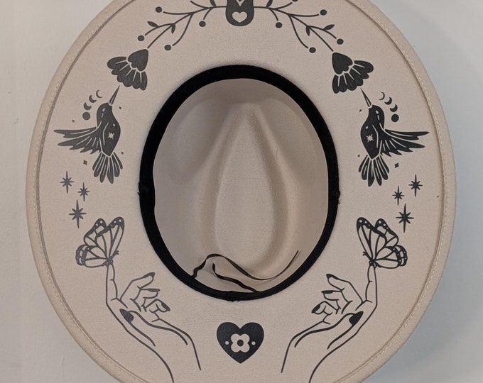 Hummingbird / butterfly hands panama hat