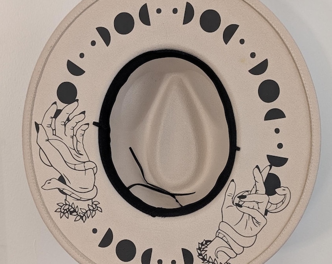Moon phases / snake hands panama hat