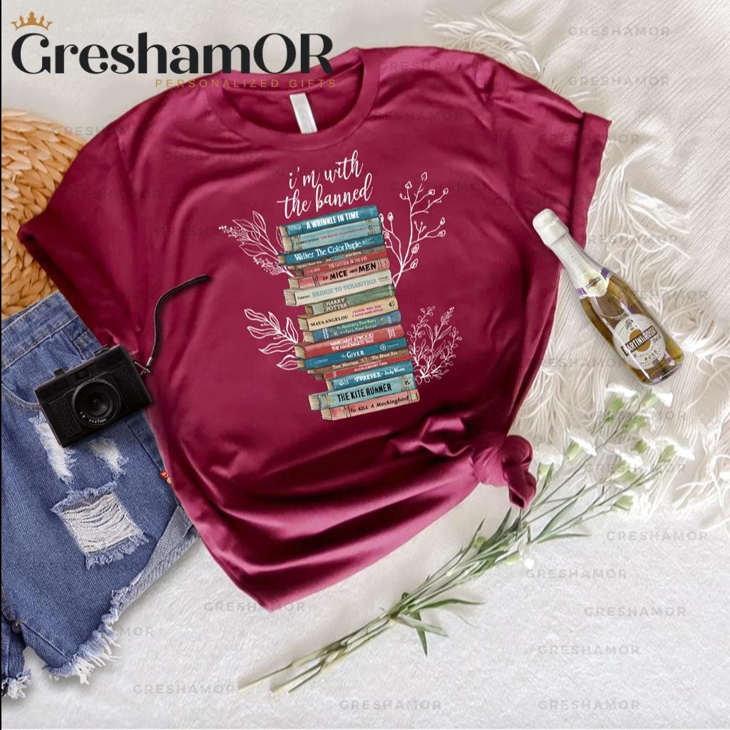 [Out of Print] Read Banned Books Long Sleeved Tee (Red) - [アウト・オブ・プリント] オリジナルデザイン 発禁本 Tシャツ Out of Print] Read Banned Books Long Sleeved Tee (Red)
