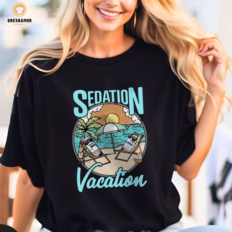 Sedation Vacation ICU Nurse Shirt: Funny Intensive Care Tee Bild 1