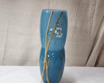 Fenton 2006 Horizon "Cherry Blossoms on Indigo Blue" 4397 3A Vase # 400/950