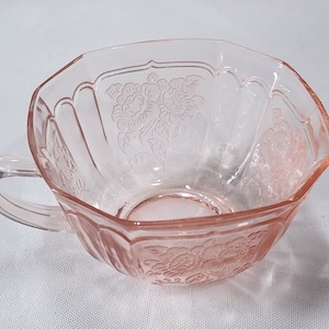 Copo rosa vintage de depressão Mayfair Open Rose