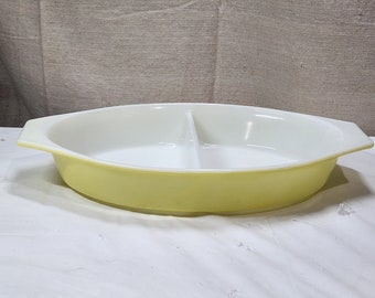 Vintage Yellow & White Pyrex 1 - 1/2 Qt. Divided Oval Dish