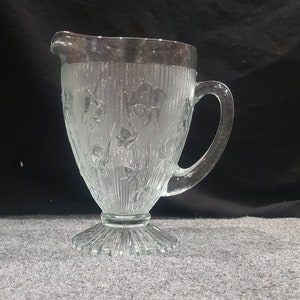 Jeannette IRIS & HERRINGBONE Clear Glass Large 9 1/2&quot; Footed Pitcher