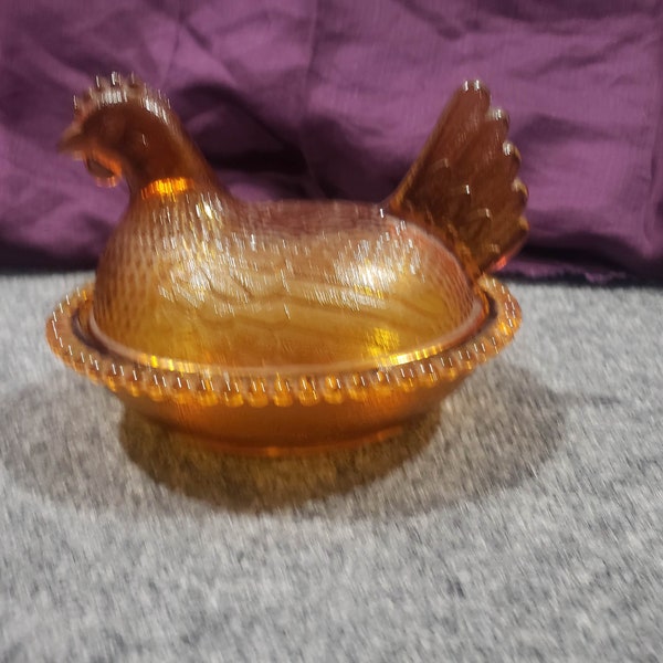 Vintage Indiana Glass Hen On Nest (Amber) candy/trinket dish