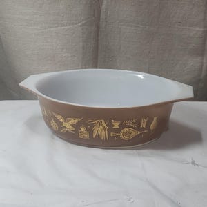 Vintage Early American Pyrex Oval Casserole Dish #043 1 1/2 Qt No Lid