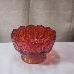 Vintage L.E. Smith Moon and Stars Amberina Red Orange Compote Candy Dish