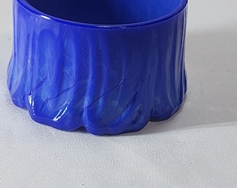 Vintage Rare Akro Agate Royal Blue Opaque Slag Colonial Belle Lady Powder Box / Puff Box 6" bottom
