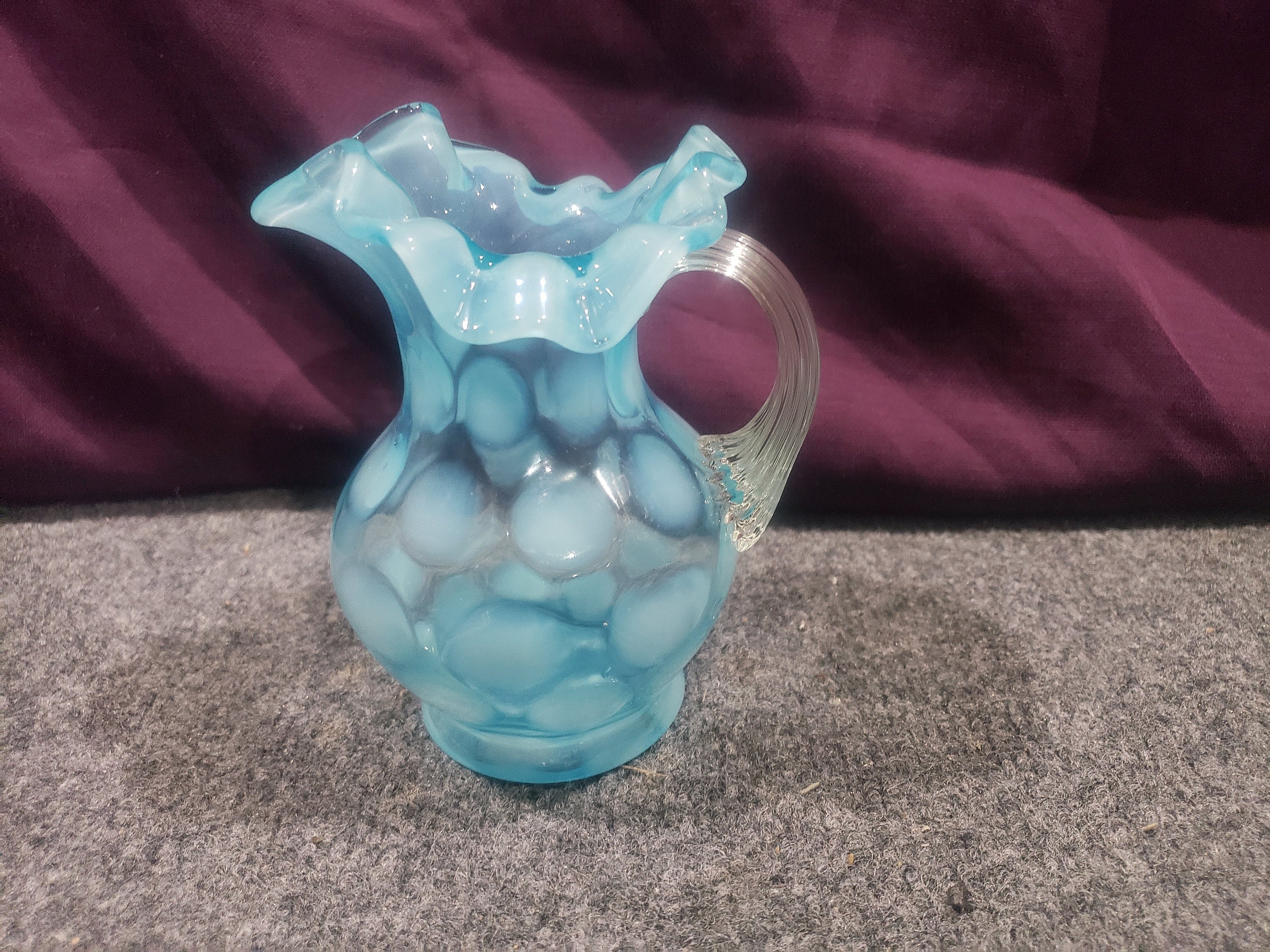 お*ん様 OLD FENTON レア　ブルー　オパールセント　少し大きなガラスシ Vintage Fenton Blue Opalescent Coin Dot Ruffled Edge Pitcher - Etsy