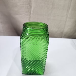 Vintage 1935 Owens-Illinois Co Green Ribbed Glass Hoosier Canister Jar (no lid)