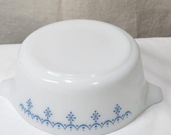 Vintage Pyrex 472 Blaue Garland Schneeflocke 1 1/2 PT Weiße & Blaue Kasserolle ohne Deckel