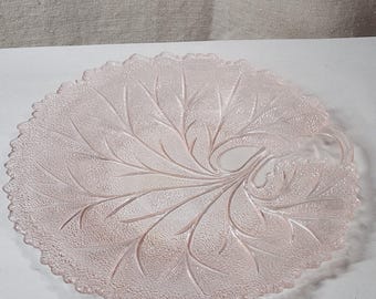 Vintage Indiana Glass Pebble Leaf 8,5" roze Twiggy lunchborden