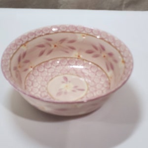Temptations Ovenware Old World Lilac 2 qt  Large Serving Bowl/ Salad Bowl