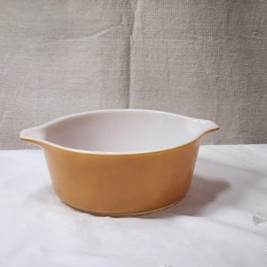 Cuenco para cazuela Pyrex 472 vintage con asa de color naranja de 1 1/2 puntos