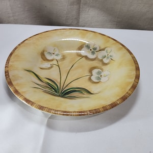 Tabletops Unlimited Gabriella Melamine 11” Raised Dinner plate