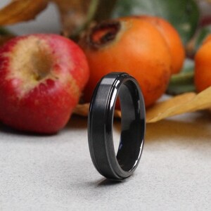 Zirkonia Ring matt und poliert Finish 6.00 mm. Komfortable Passform. KOSTENLOSE GRAVUR.