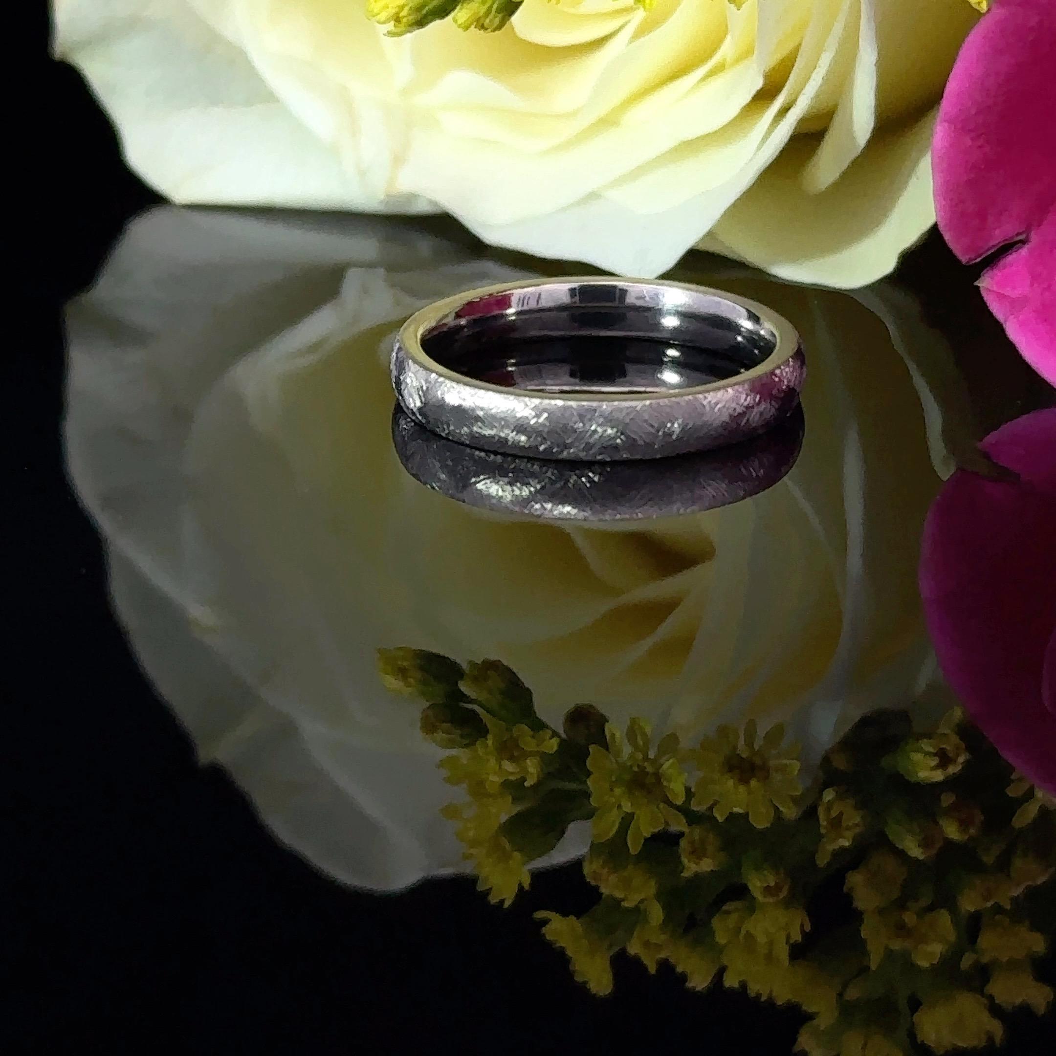 Fedi nuziali in titanio, anelli di fidanzamento in titanio e anelli matrimoniali in titanio, fedi nuziali con diamanti, fedi personalizzate