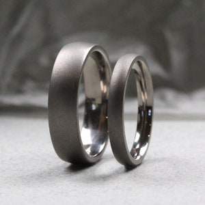 Titanium Wedding Rings Set. Ice-effect matt finish. Matching wedding rings set. Comfort fit.