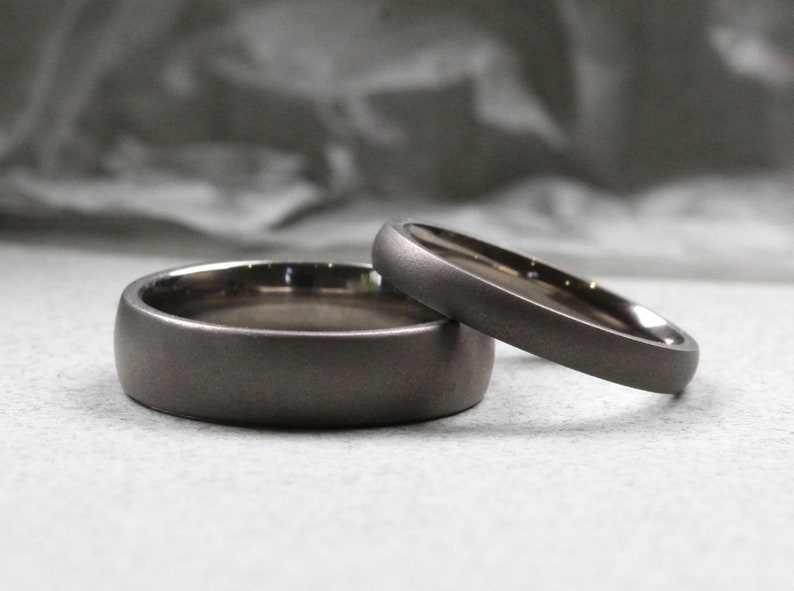 Titanium Wedding Rings Set. Ice-effect matt finish. Matching wedding rings set. Comfort fit.