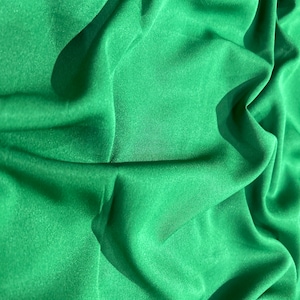 Stretch Crepe Fabric: Elastic Polyester Bridal Gown Material