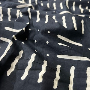 Katoenstof met handblokprint: tribal Bogolanfini-stijl - boho-naaiwerk en stoffering
