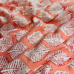 Katoenstof met handblokprint: Indiase bloemenprint, boho-naaimateriaal