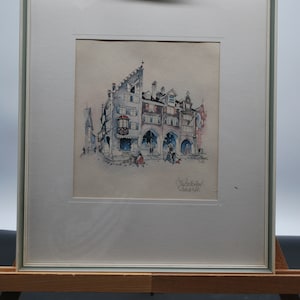 Könnte beinhalten: Ein gerahmtes Aquarellbild eines europäischen Gebäudes mit Bogenportalen und mehreren Fenstern. Das Gebäude ist in Grautönen, Rot und Braun gemalt. Das Bild ist vom Künstler signiert, "Sig. Hackenbroch, Oktober 1968."