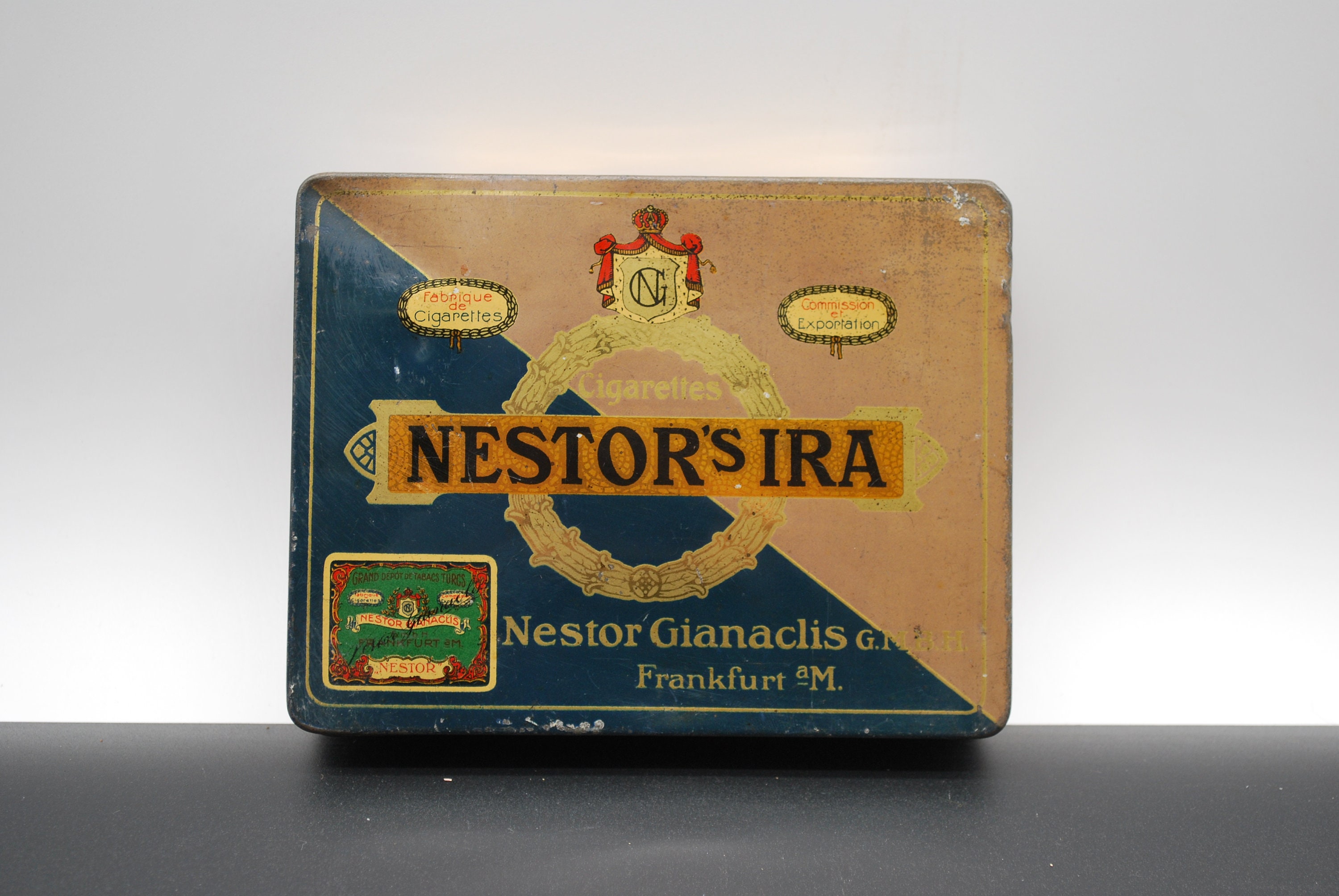 gianaclis tobacco Nestor Gianaclis