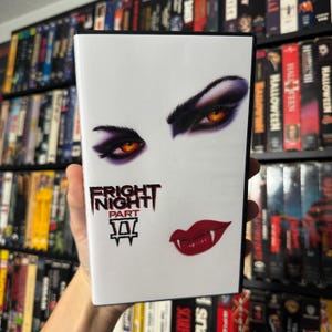 Fright Night Part 2 (1988) Estuche de exhibición/reemplazo para VHS (SIN CINTA)