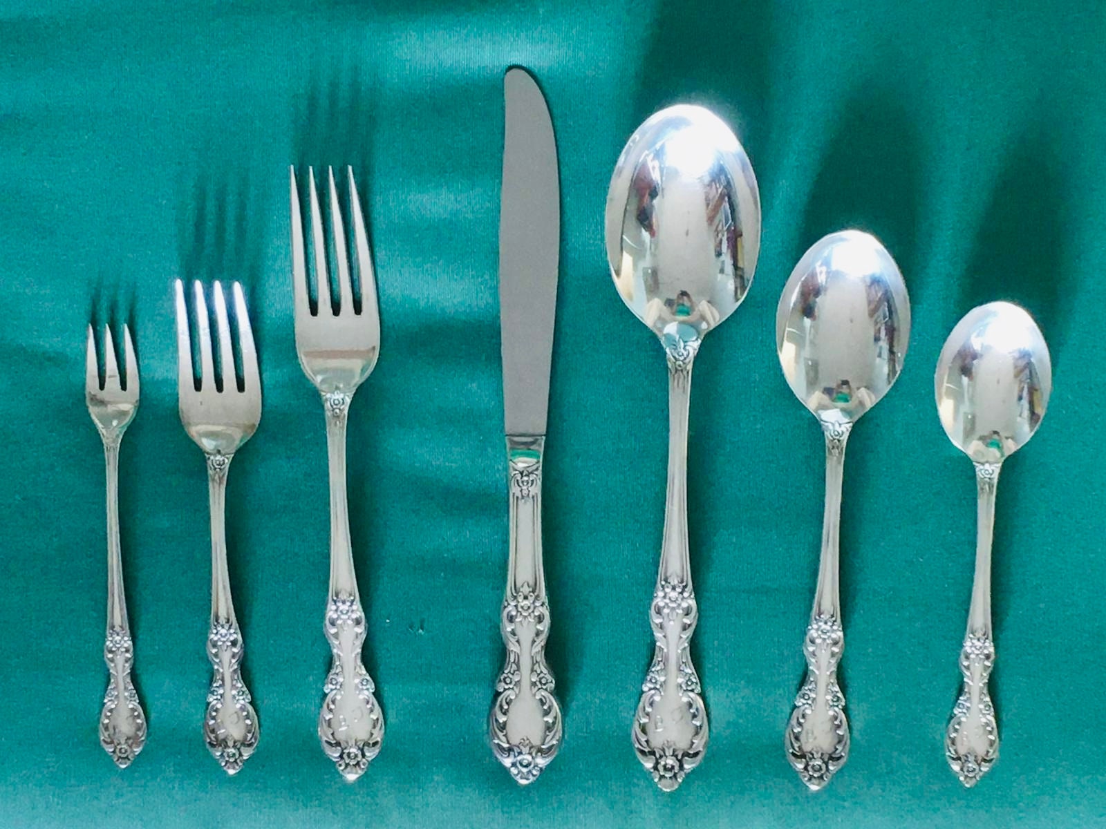 Vintage Wm Rogers Mfg.co Extraplate Flatware 7 Pieces