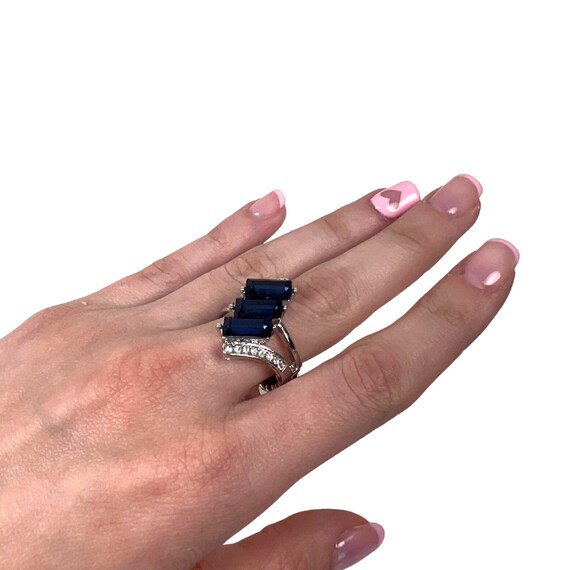 Vintage Man Made Sapphire Glass Ring - image 4