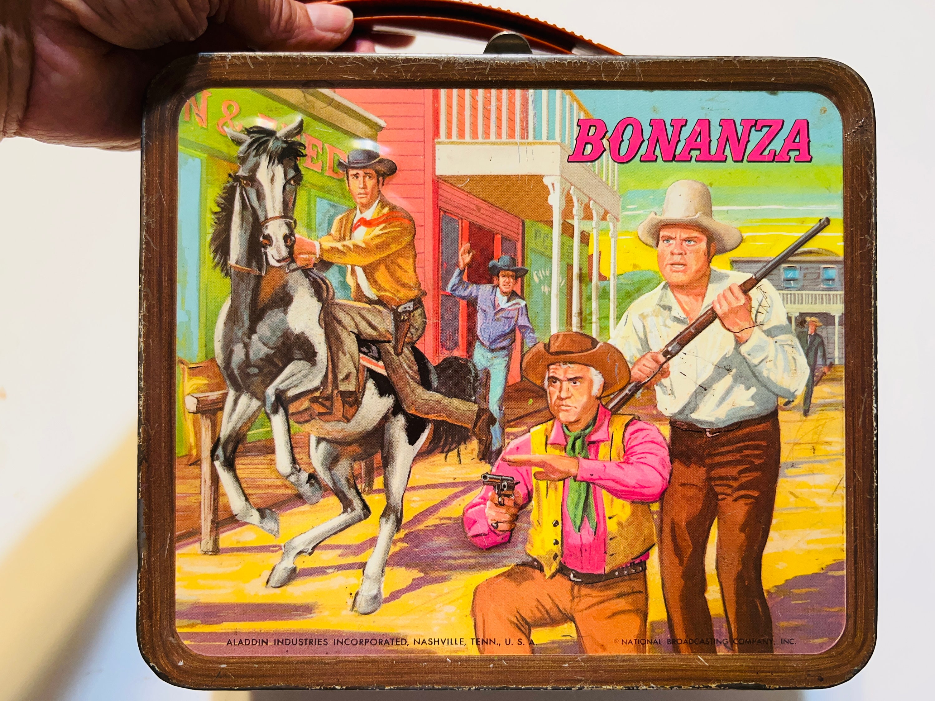 Moana, Vintage Island Girl Metal Lunch Box