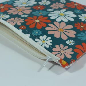 Kleine Tasche mit Reißverschluss, Zip Pouch, Blumen, Muster, Vögel, Fahrraddesign, Baumwolle, selbstgenäht, vegan