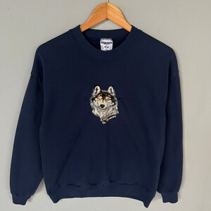 Vintage Jerzees Tag Wolf Extinction Is Forever Bug Logo Felpa Ricamata Girocollo Pullover Maglione Vintage Size NA Colore NavyBlue