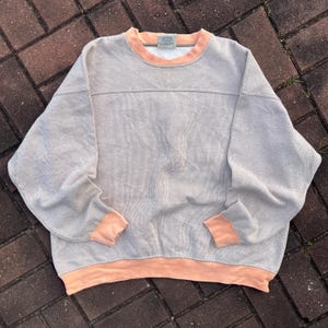 Vintage Y2K Lee Tag Plain Vintage Athletic Streetwear Sweatshirt Pullover Crewneck Sweater Baggie Colour Beige Size X-Large