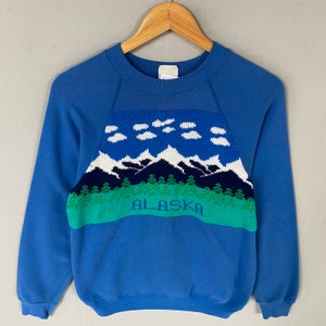 Vintage Hanes Tag Alaska Spellout Big Logo Embroided Sweatshirt Crewneck Pullover Sweater Alaska Colour Blue Size Medium