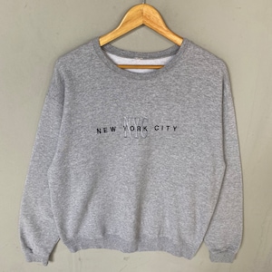 Vintage New York City Spellout Big Logo Embroided Sweatshirt Crewneck Pullover Sweater New York Colour Grey Size NA