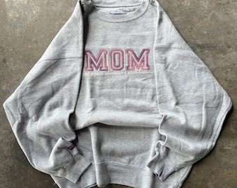 Sudadera vintage Y2K Jansport Tag MoM California State University BigLogo bordada, cuello redondo, color gris, talla grande