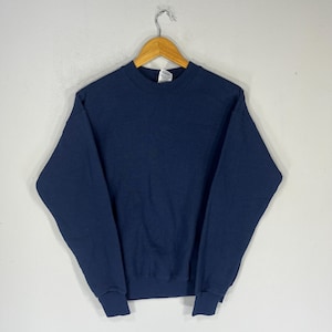 Vintage  90s Fruits Of The Loom Tag Plain Vintage Streetwear Sweatshirt Pullover Crewneck Sweater Colour NavyBlue Size Medium