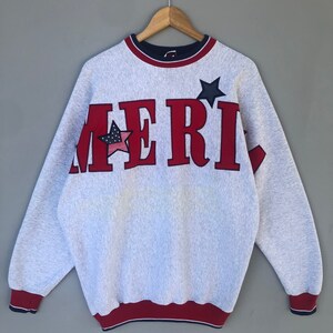 Vintage Y2K Legends Tag America ricamato Spellout BigLogo Felpa girocollo Pullover Baggie maglione America Spellout Colore grigio Taglia NA