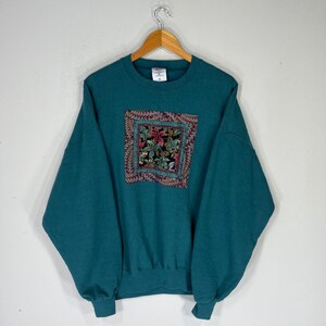 Vintage  Jerzees Tag Floral Graphic Vintage Big Logo Printed Sweatshirt Pullover Crewneck Baggie Sweater Floral  Colour Green  Size 2X-Large