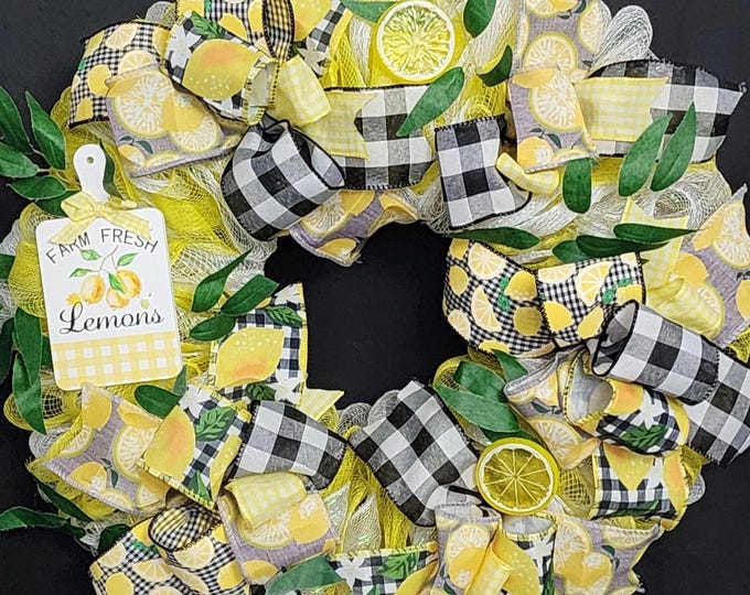 Lemons Wreath, 22"
